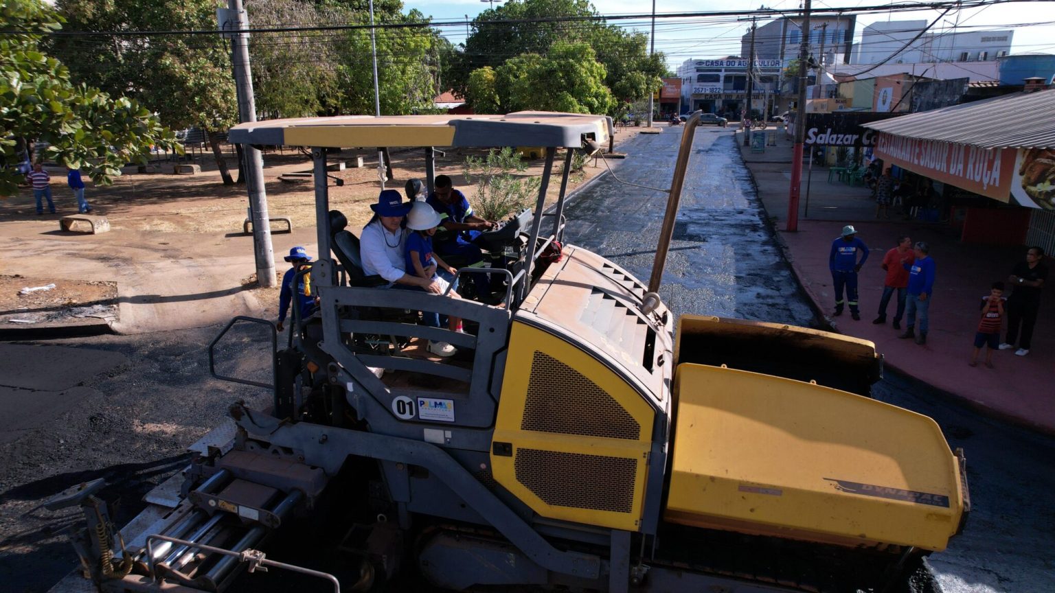 Prefeitura de Palmas inicia serviços de recapeamento em avenida comercial de Taquaralto