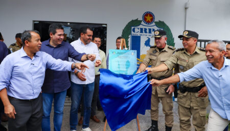 Em Araguaína, governador Wanderlei Barbosa inaugura sede do Comando Regional de Policiamento e entrega equipamentos à corporação